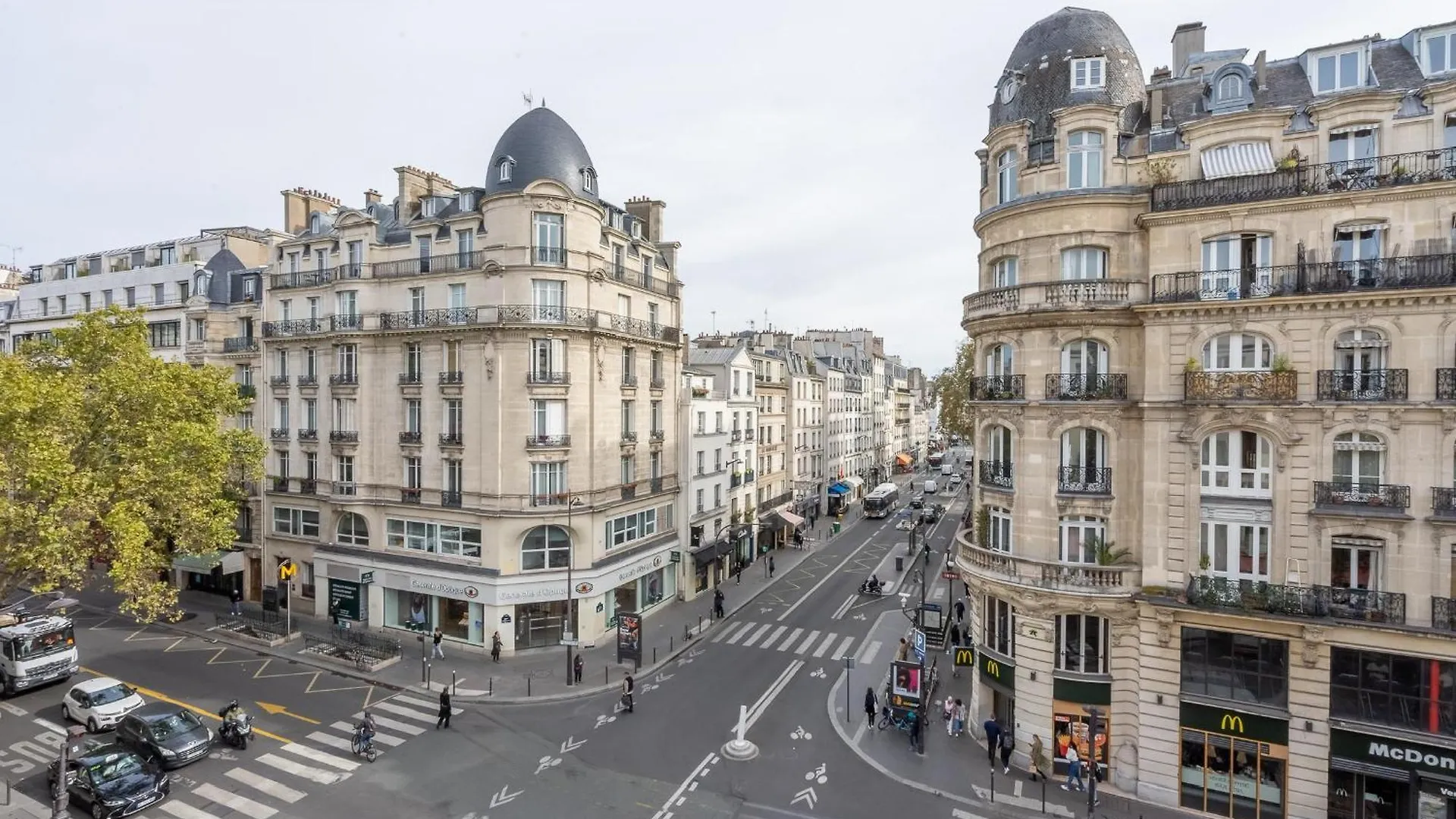 Bel Cosy, Emplacement Ideal Paris
